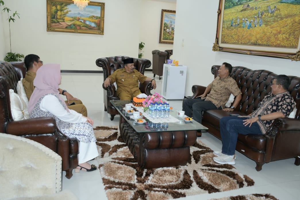 Bupati Agam, Andri Warman saat beraudiensi dengan PT Telkom Indonesia